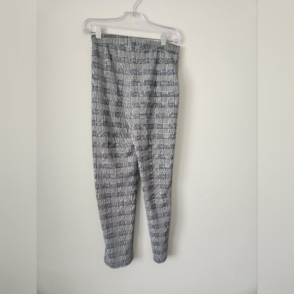 CHARLOTTE RUSSE | pull on pants houndstooth black white plaid sz M - Picture 2 of 5